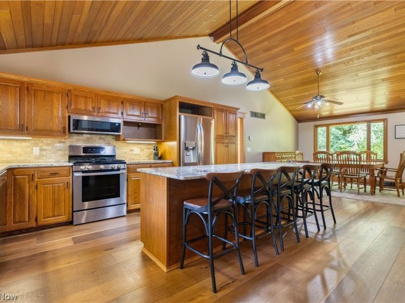 6864 Ore Hill Road SW, Stone Creek, OH 43840 Photo 9