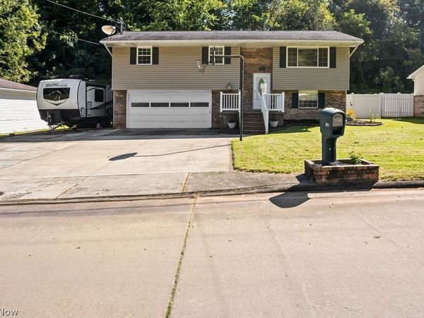 190 Suzanne Street, Washington, WV 26181