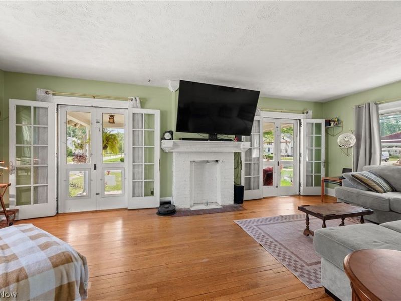 901 Park Avenue, Elyria, OH 44035 Photo 8