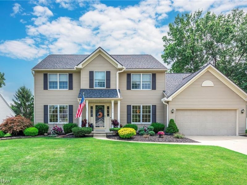 1016 Coopers Run, Amherst, OH 44001 Photo 1