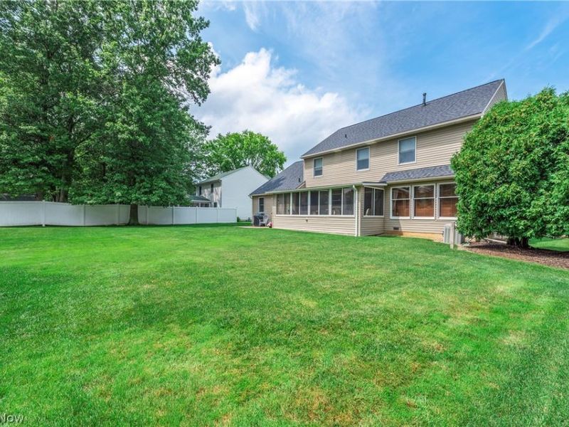 1016 Coopers Run, Amherst, OH 44001 Photo 44