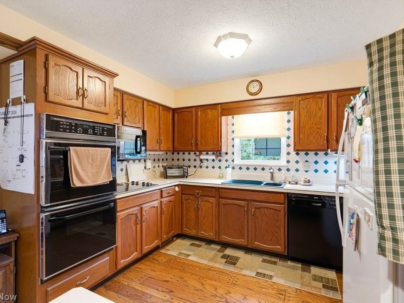 7592 Andrea Drive, Mentor, OH 44060 Photo 13