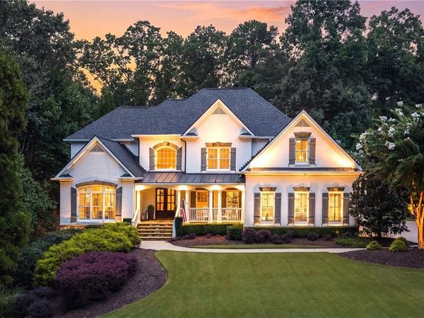 240 Pembrook Place , Roswell, GA 30075