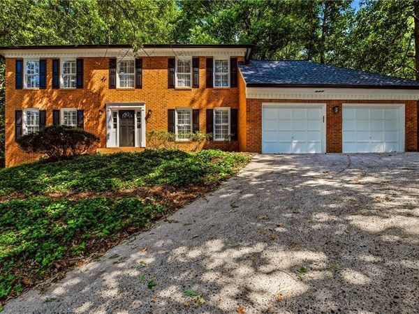 5309 W Bank Drive , Marietta, GA 30068