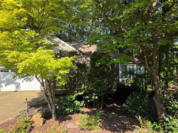 2659 Spring Rock Way NE, Roswell, GA 30075