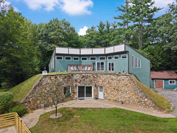 101 Black Brook Road, Goffstown, NH 03045