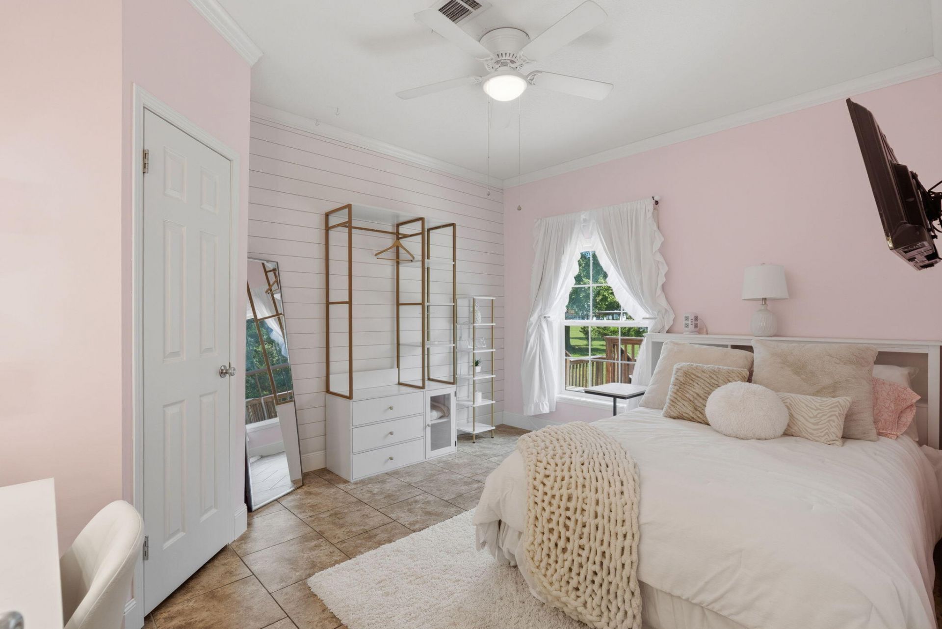 136 Gailynn Lane Photo 24