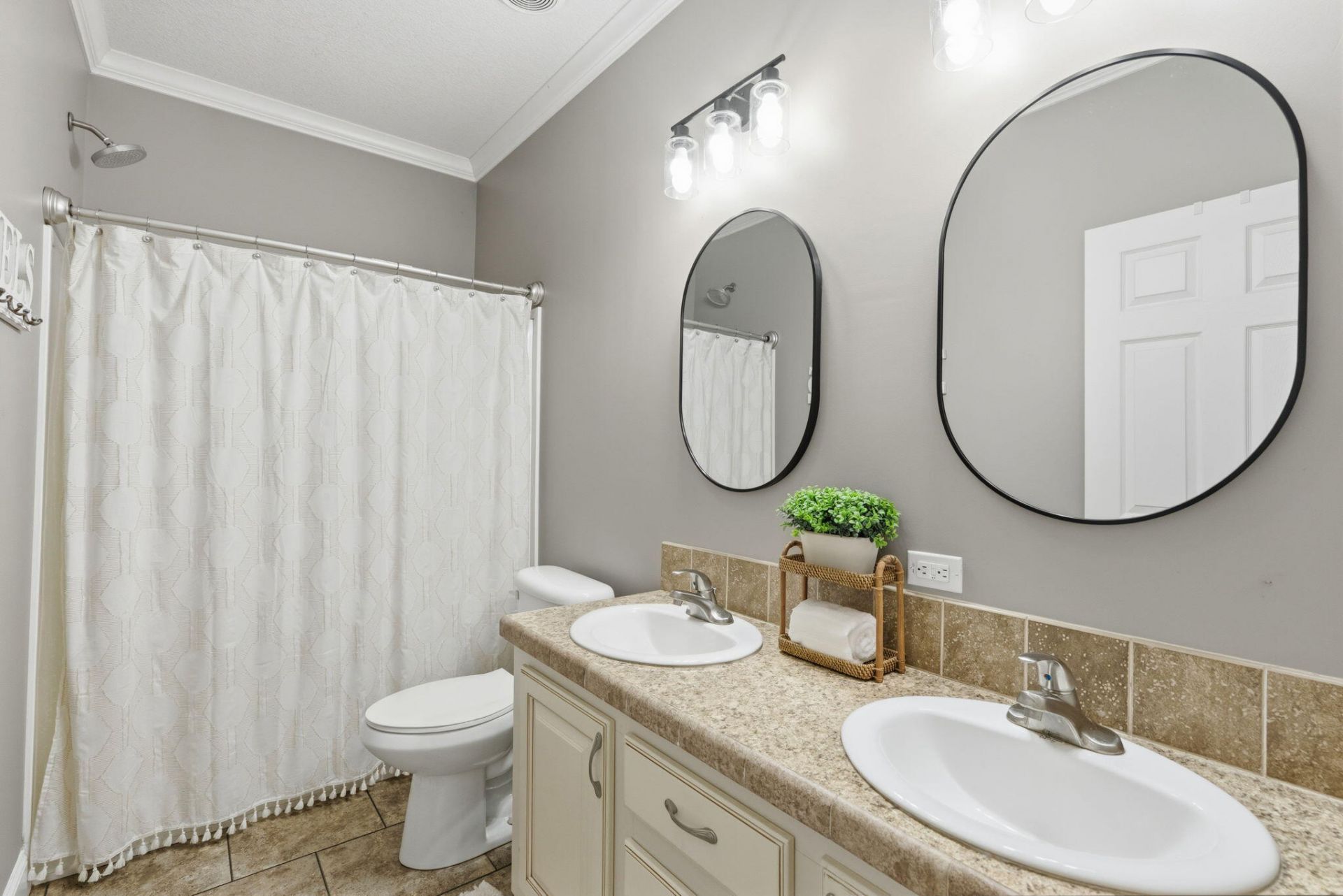 136 Gailynn Lane Photo 26