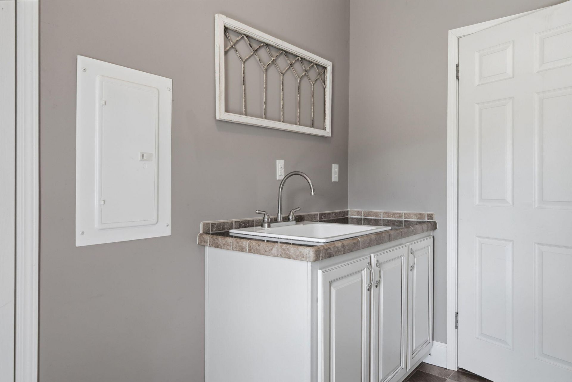 136 Gailynn Lane Photo 28