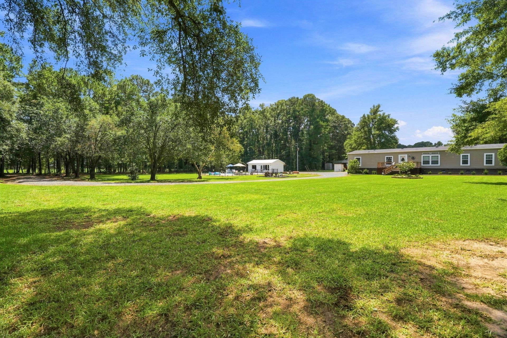 136 Gailynn Lane Photo 36