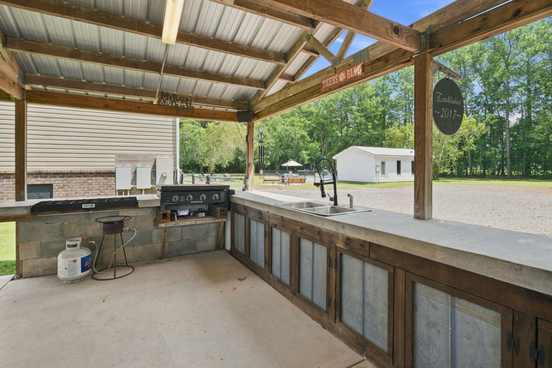 136 Gailynn Lane Photo 38