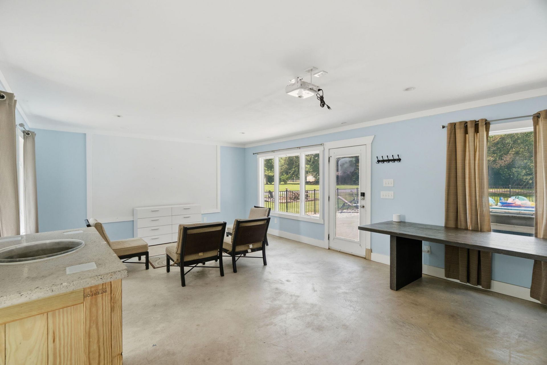 136 Gailynn Lane Photo 43
