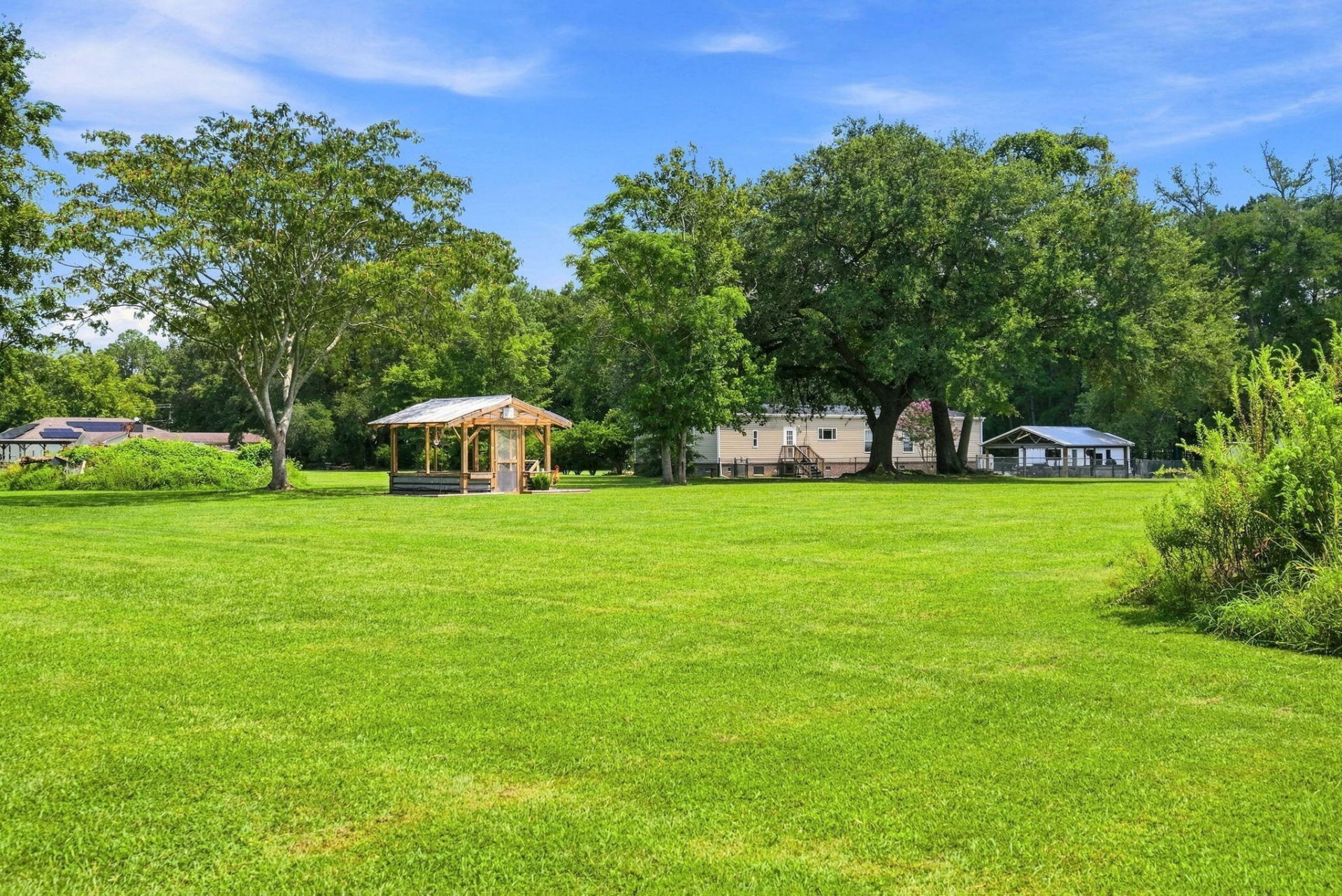 136 Gailynn Lane Photo 49