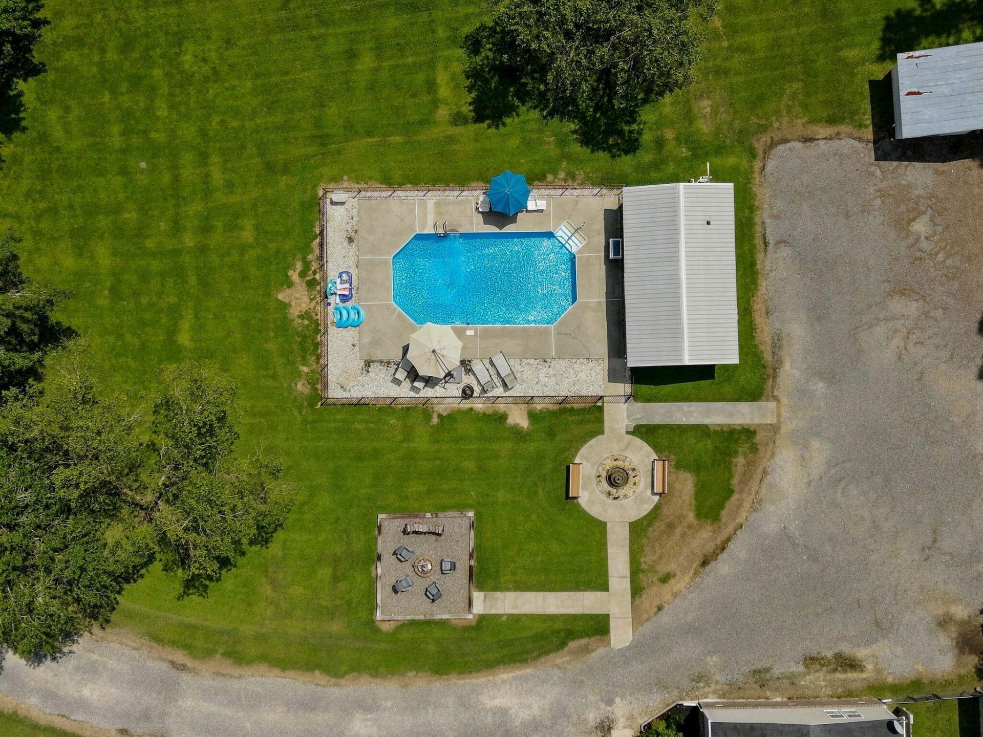 136 Gailynn Lane Photo 64