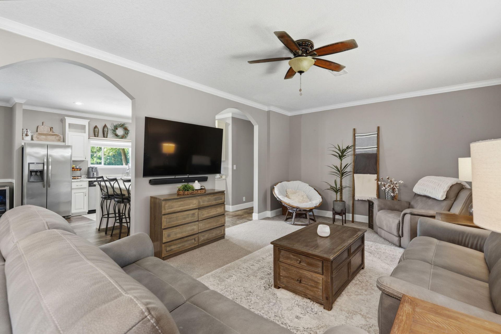 136 Gailynn Lane Photo 7