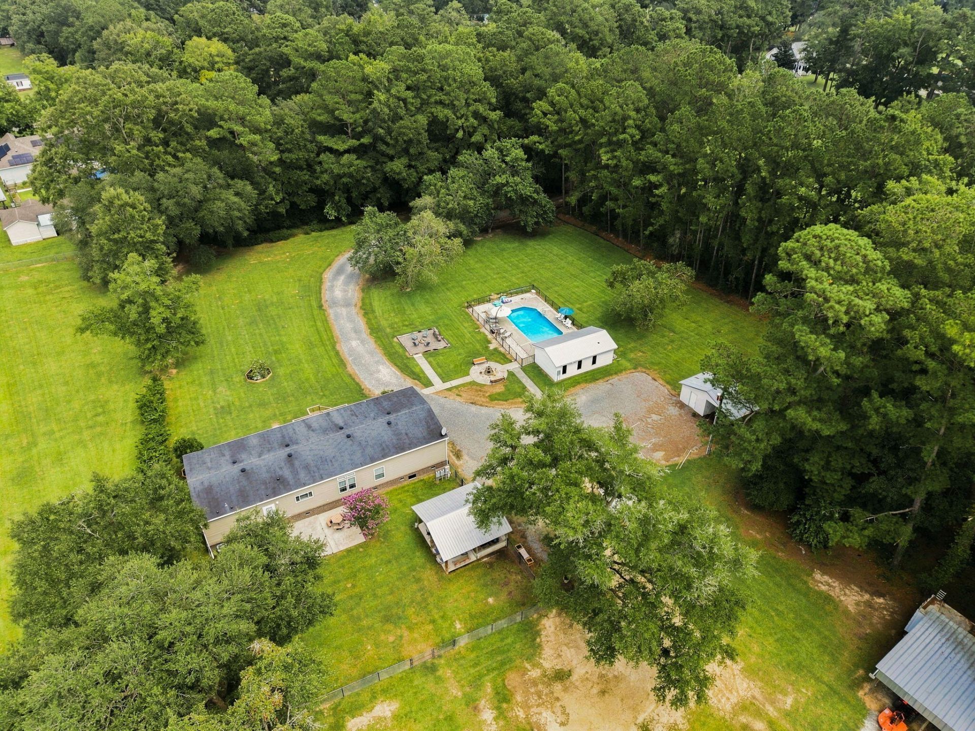 136 Gailynn Lane Photo 72