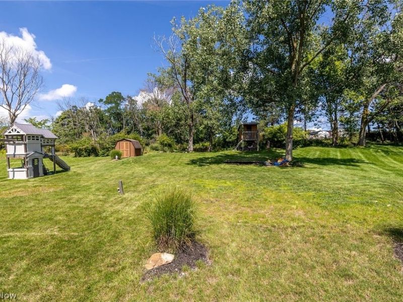 4512 Stary Drive, Parma, OH 44134 Photo 28