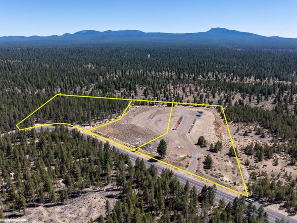 17160 Rosland Road, La Pine, OR 97739