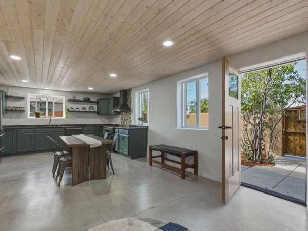 739 Baca Street , Santa Fe, NM 87505
