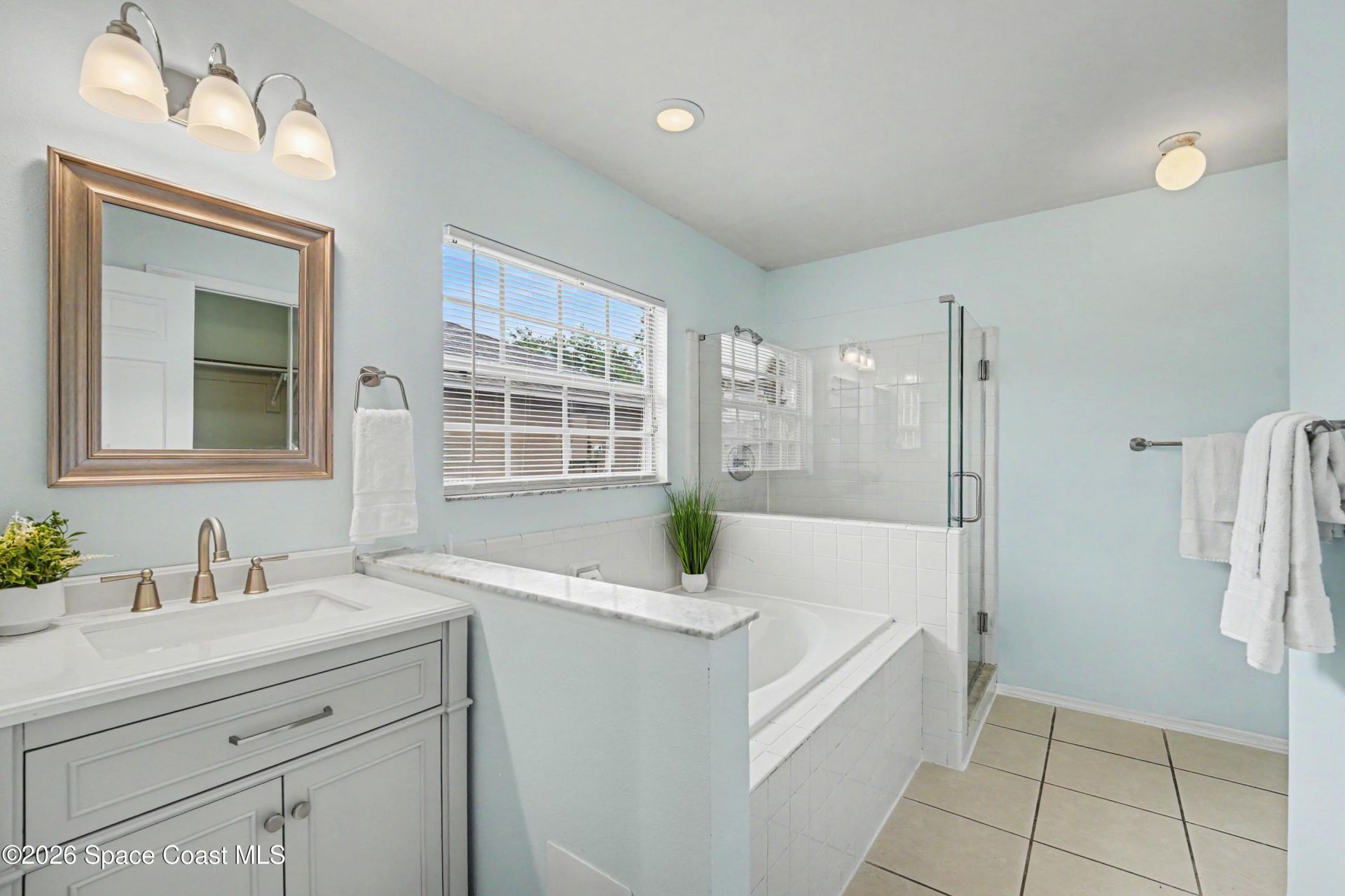 4260 Silver Lake Drive , Melbourne, FL 32901 Photo