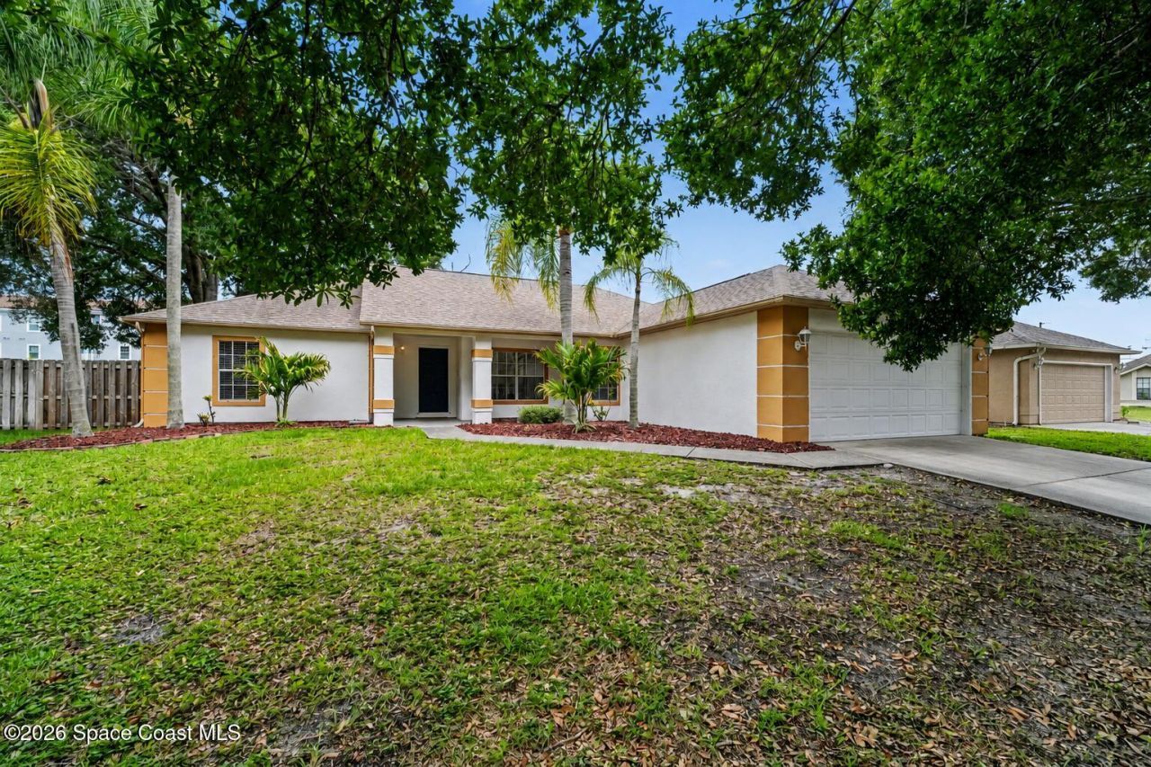 4260 Silver Lake Drive , Melbourne, FL 32901 Photo