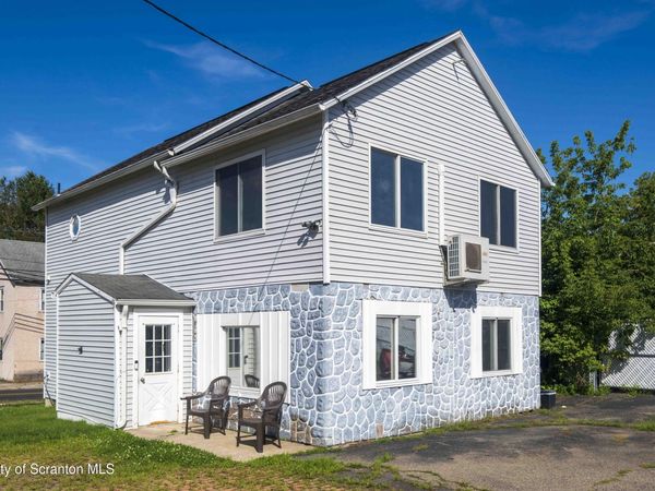 77-79 Fallbrook Street, Carbondale, PA 18407