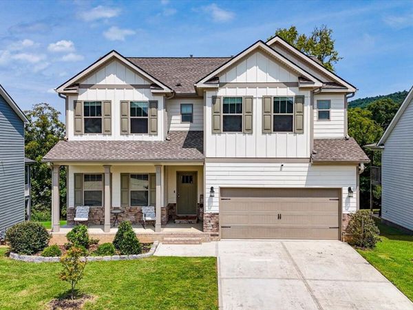 9876 Haven Port Lane, Ooltewah, TN 37363