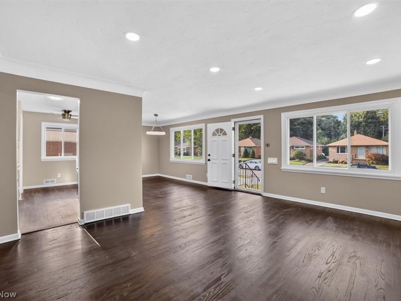 3319 Norris Avenue, Parma, OH 44134 Photo 9