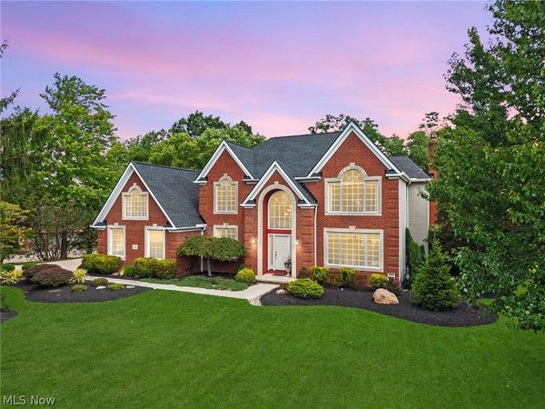 1415 Homestead Creek Drive , Broadview Heights, OH 44147