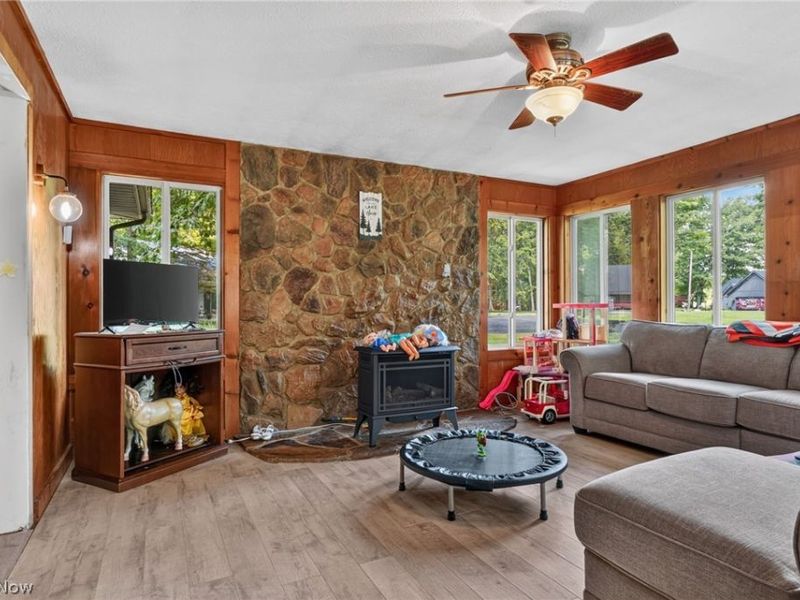 731 Lark Court, Rock Creek, OH 44084 Photo 30