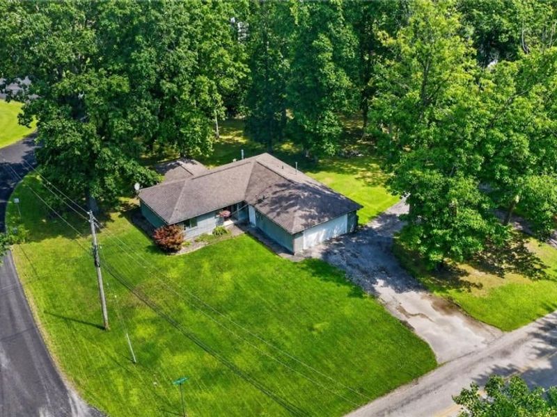 731 Lark Court, Rock Creek, OH 44084 Photo 41