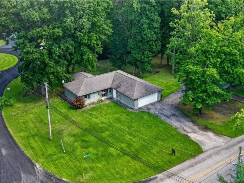 731 Lark Court, Rock Creek, OH 44084 Photo 43