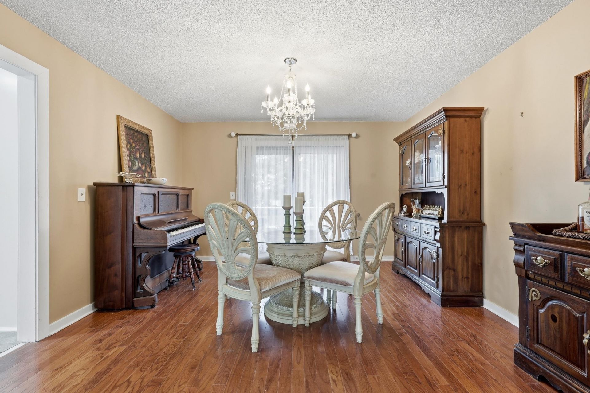 1911 Arundel Rd.  Photo 8