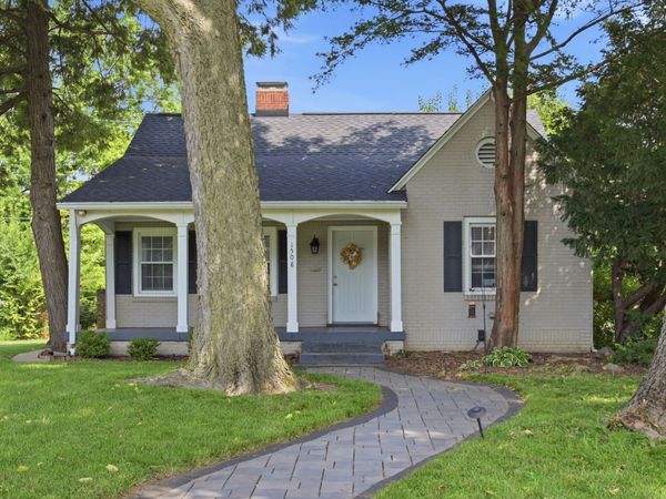 1508 Kessler Boulevard East Drive, Indianapolis, IN 46220