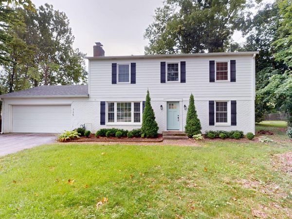 725 E 116th Street , Carmel, IN 46032