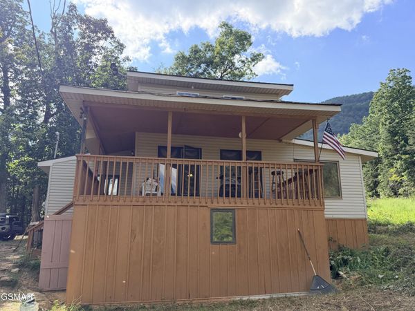 999 Manna Way, Cosby, TN 37722