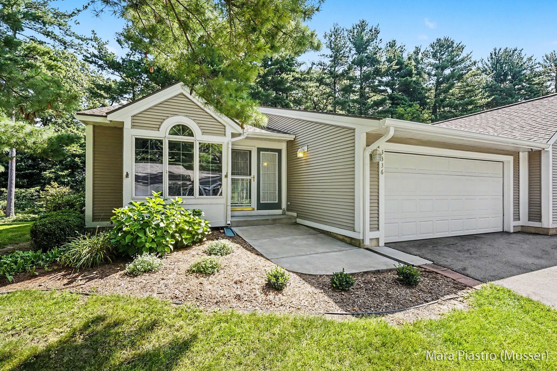 3336 Woodwind Drive Ne, Unit 32, Grand Rapids, MI 49525 Main Photo