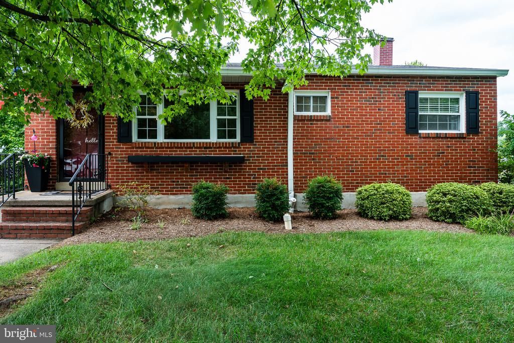 26 KEMPTON ROAD, GLEN BURNIE, MD 21060