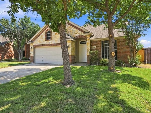 6164 Shad Drive, Fort Worth, TX 76179
