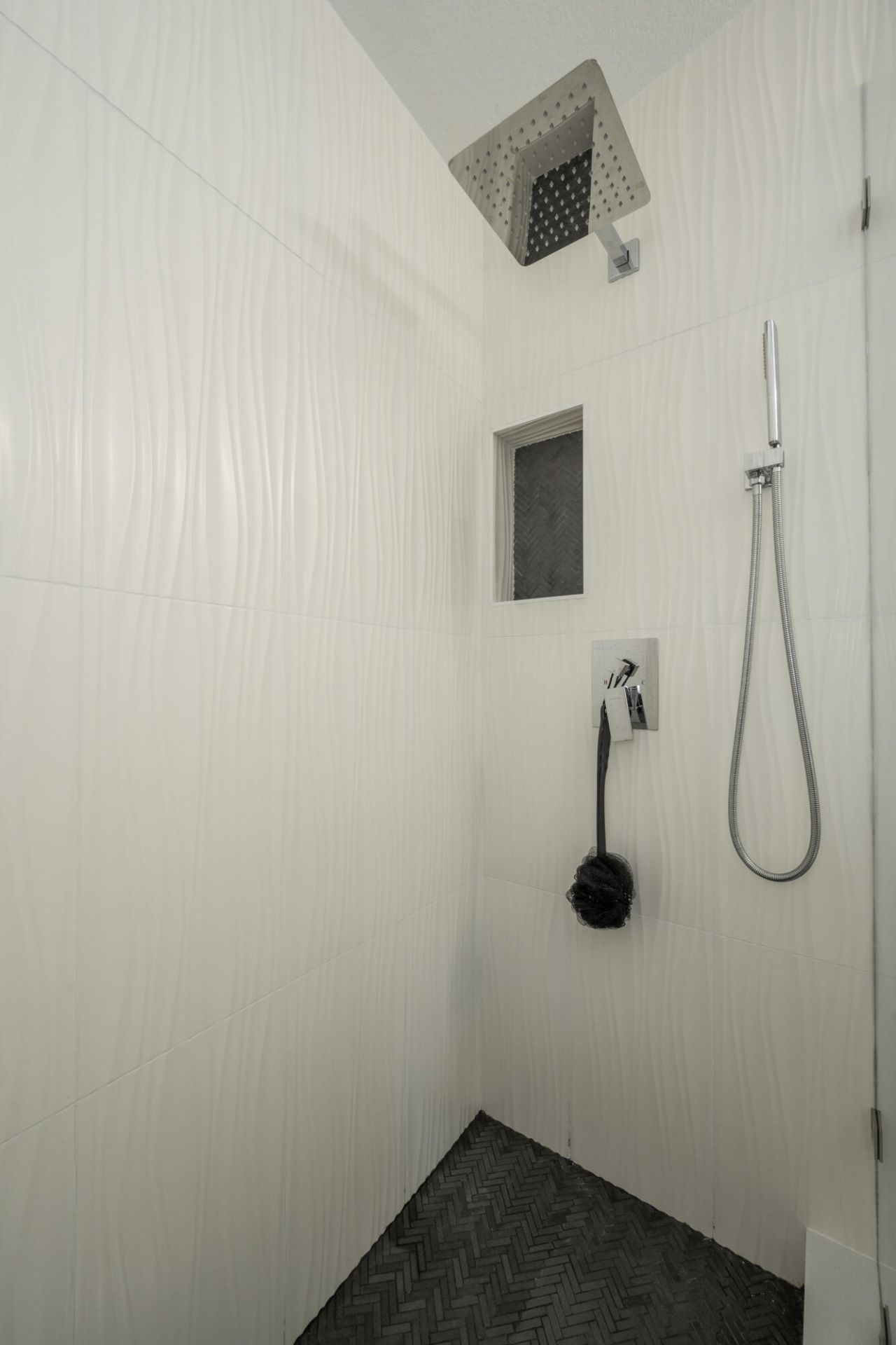 24 Beach Drive, Saddle Bunch, FL 33040 Photo