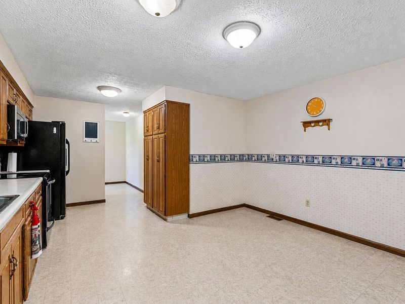 6490 Sparling Road, West Jefferson, OH 43162 Photo 14
