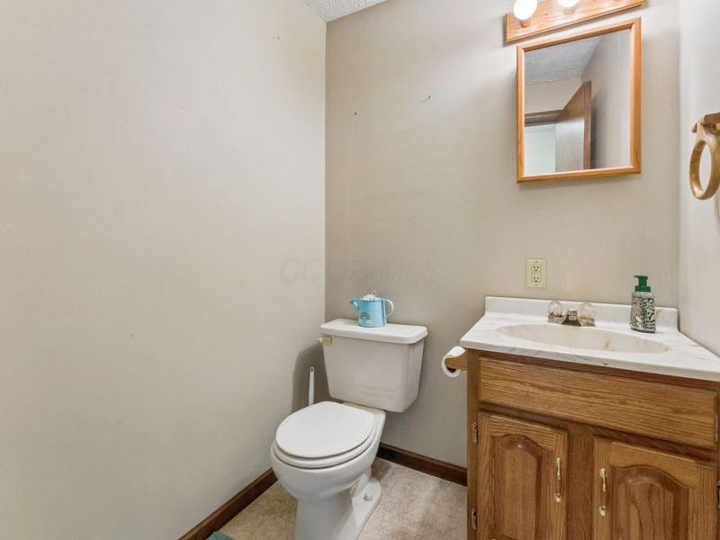 6490 Sparling Road, West Jefferson, OH 43162 Photo 17