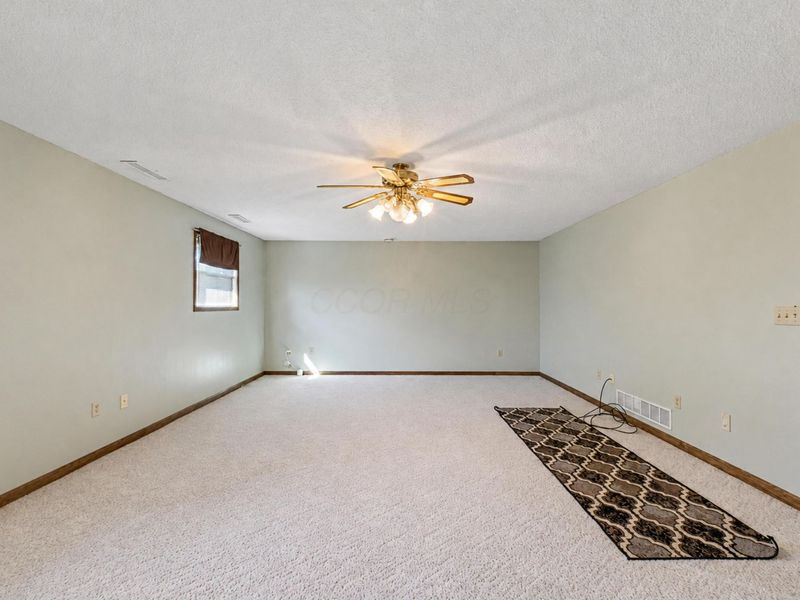 6490 Sparling Road, West Jefferson, OH 43162 Photo 18