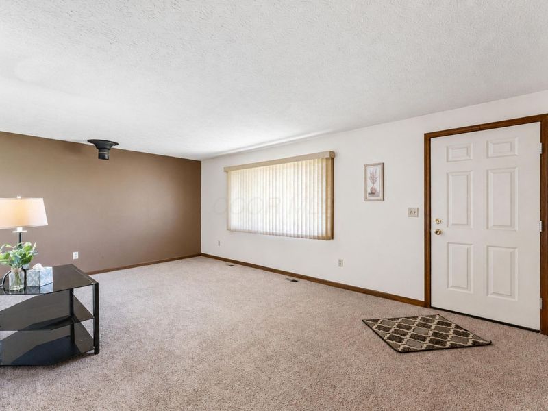 6490 Sparling Road, West Jefferson, OH 43162 Photo 8