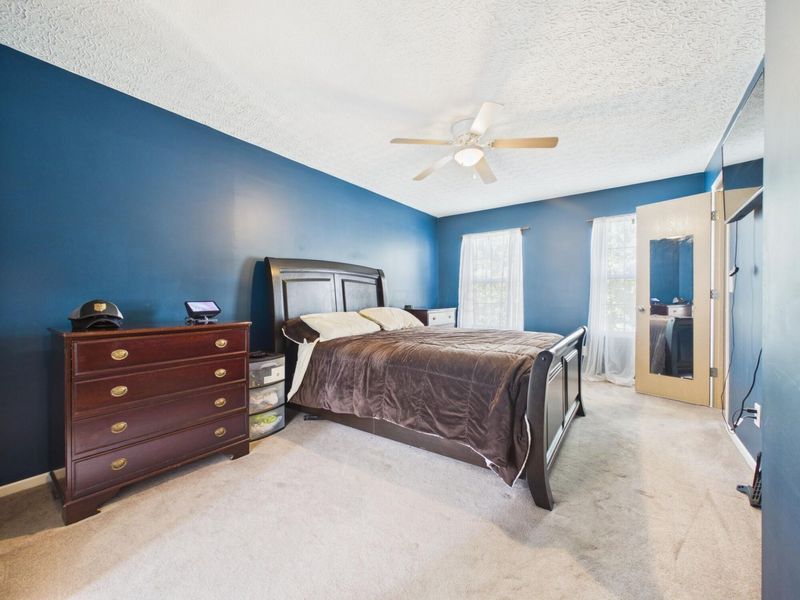 6611 Winbarr Way , Canal Winchester, OH 43110 Photo 16