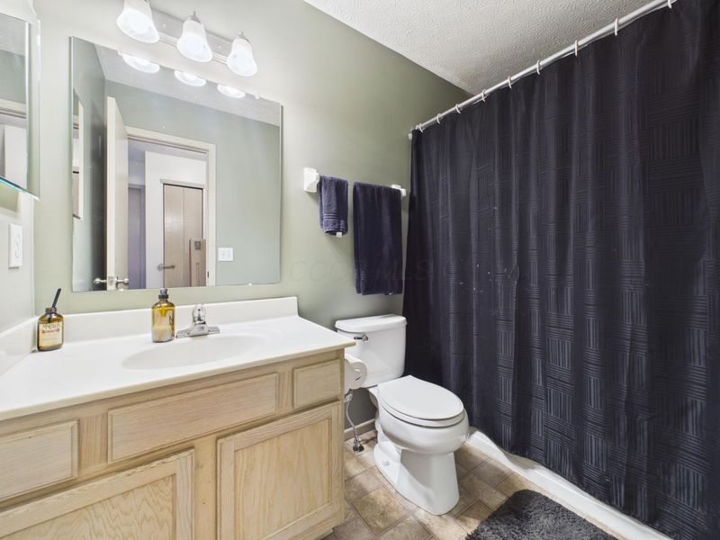 6611 Winbarr Way , Canal Winchester, OH 43110 Photo 22