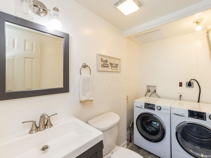 2416 Briers Drive, Unit C, Columbus, OH 43209 Photo 10