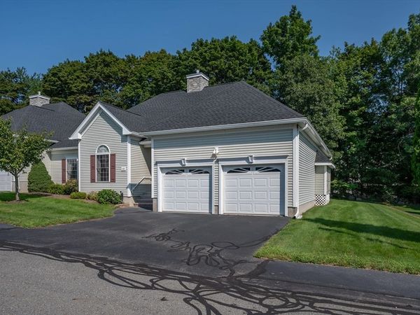30 Holly Lane, Unit 30, Dracut, MA 01826