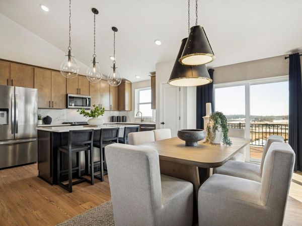 4124 Ramsay Way , Waconia, MN 55388