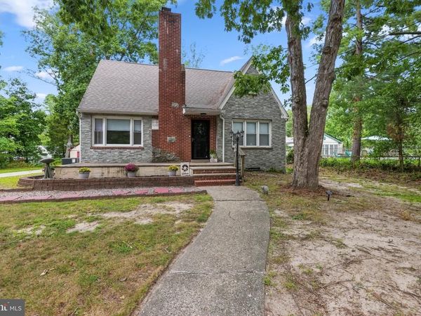 13 EAST ROAD, GIBBSBORO, NJ 08026